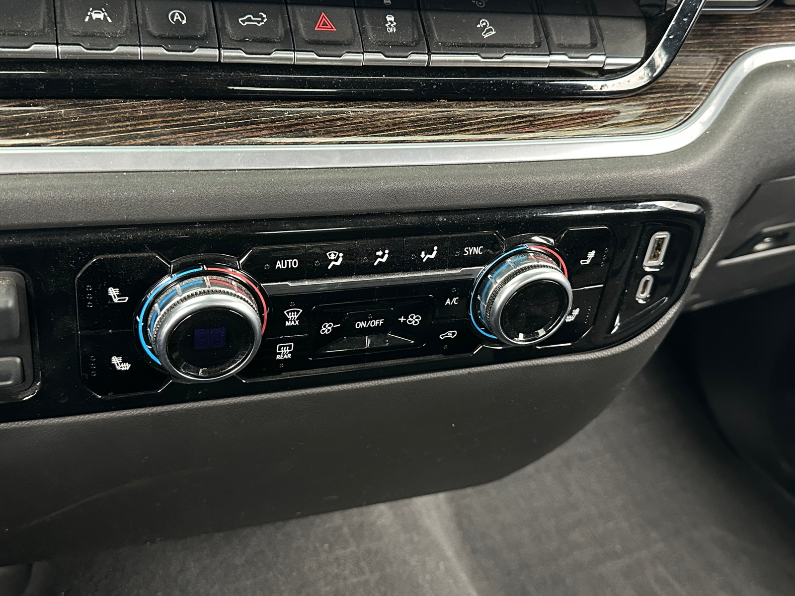 Thumbnail: 2022 GMC Sierra 1500 - 4