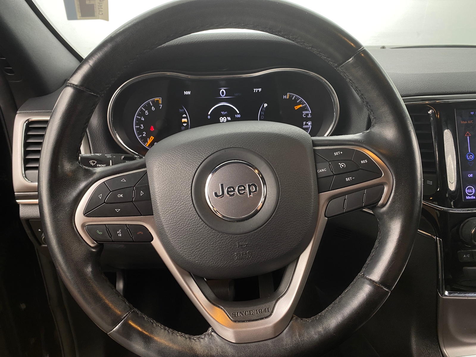 Thumbnail: 2020 Jeep Grand Cherokee - 4
