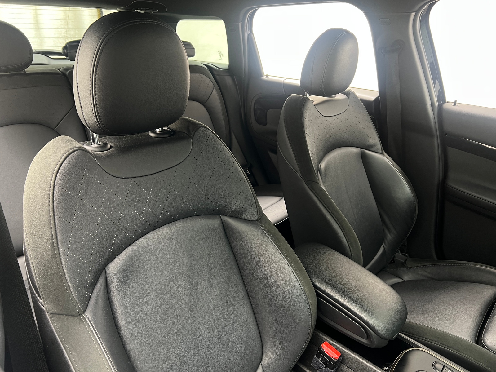 Thumbnail: 2022 MINI Cooper Countryman - 2