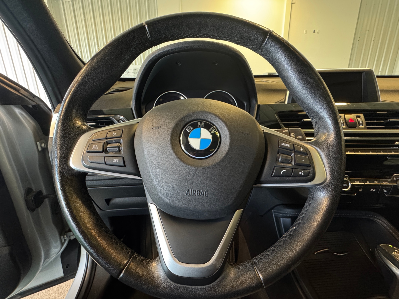 Thumbnail: 2018 BMW X1 - 4