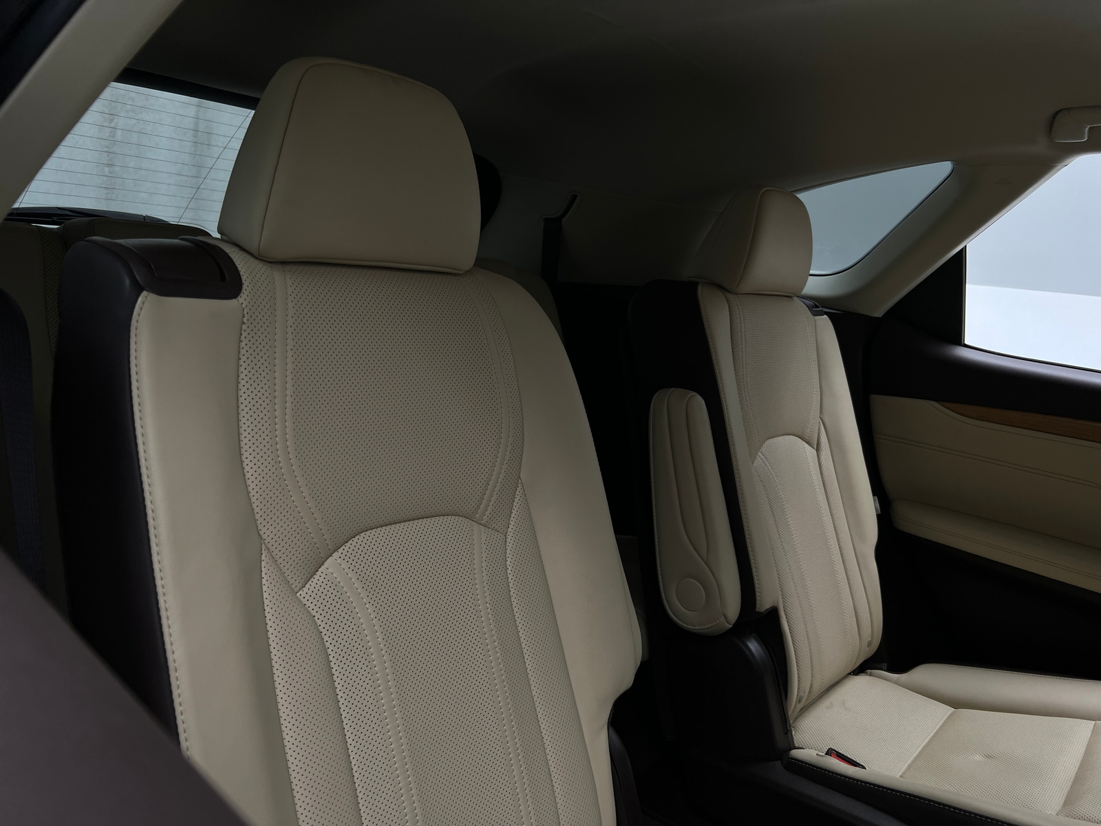 Thumbnail: 2019 Lexus RX - 5