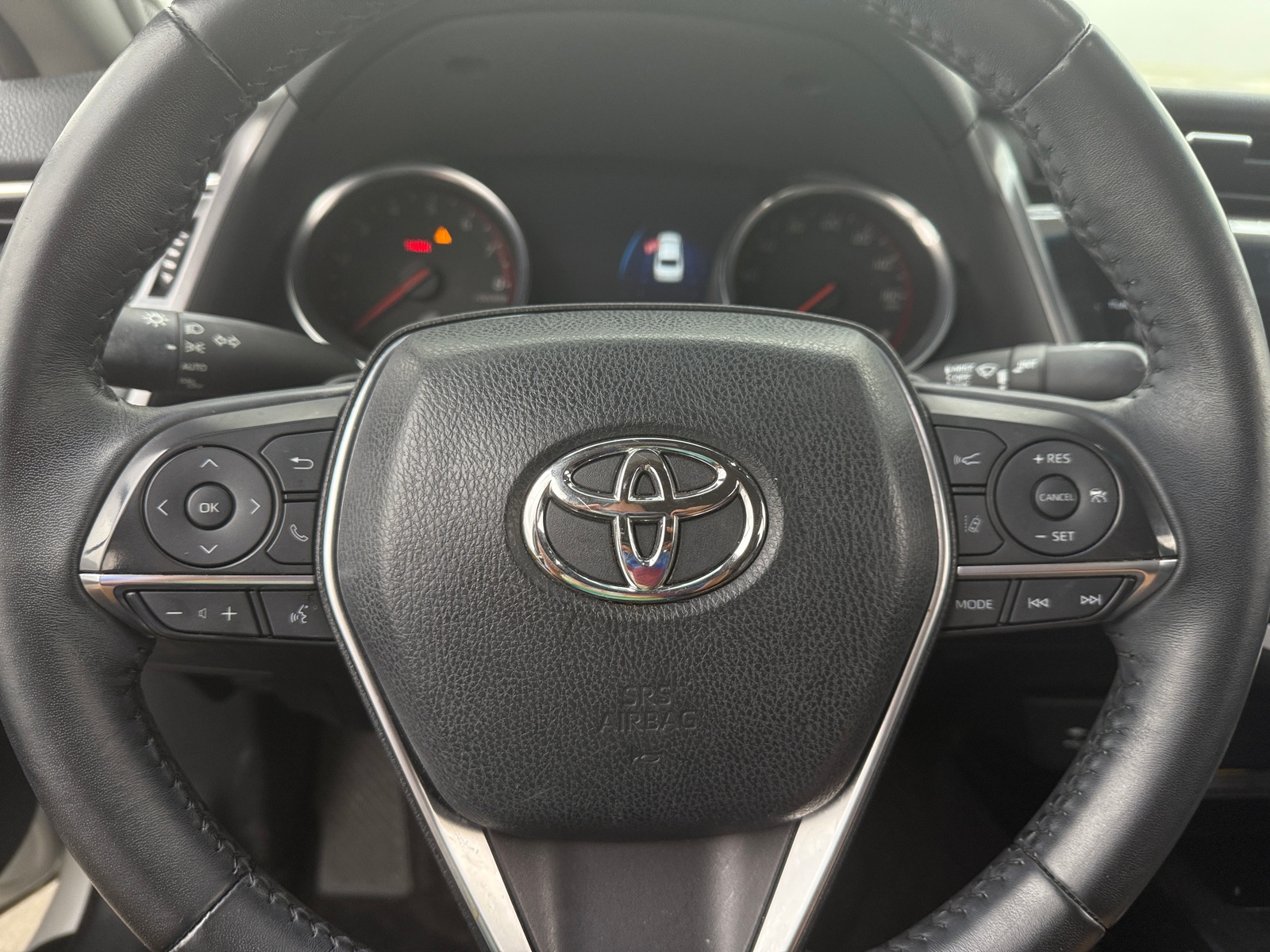 Thumbnail: 2018 Toyota Camry - 4