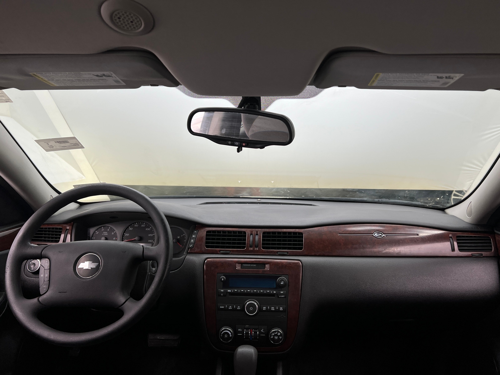 Thumbnail: 2010 Chevrolet Impala - 3