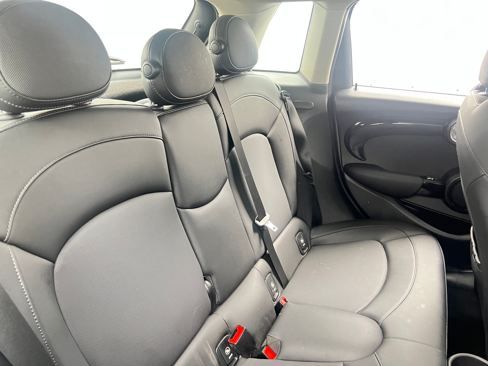 Thumbnail: 2019 MINI Cooper Hardtop - 5