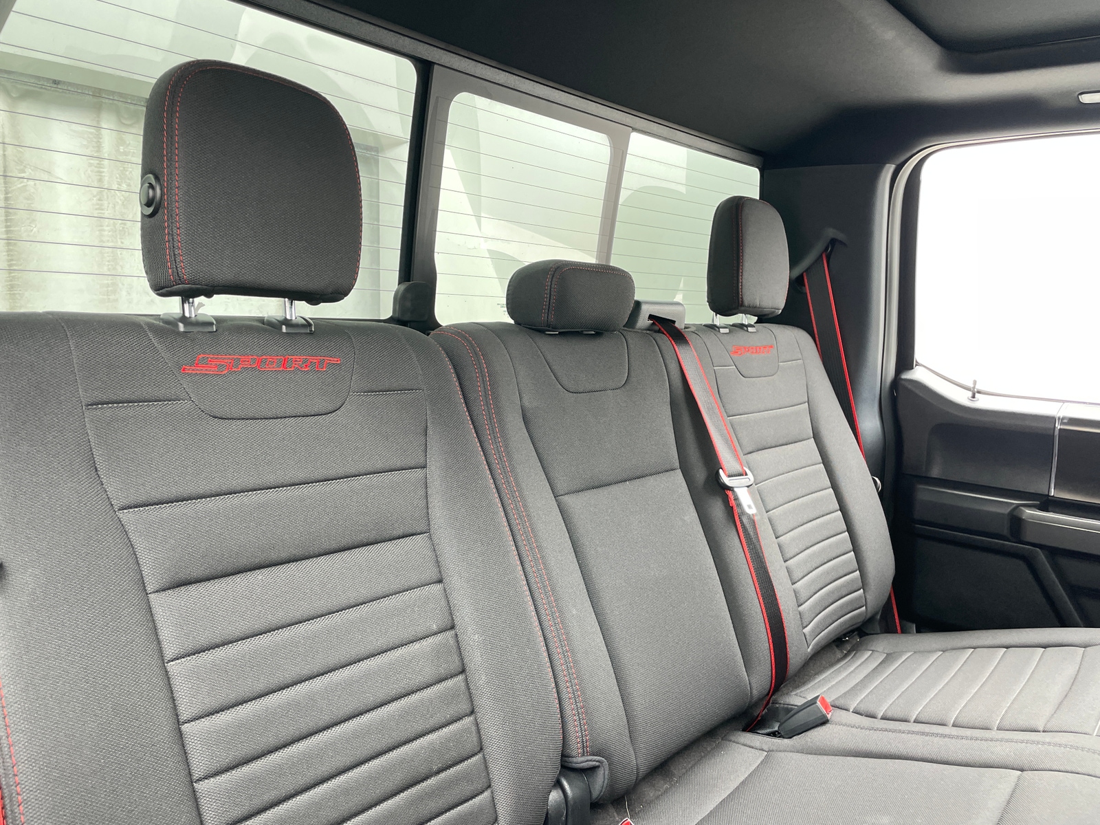 Thumbnail: 2018 Ford Econoline - 6