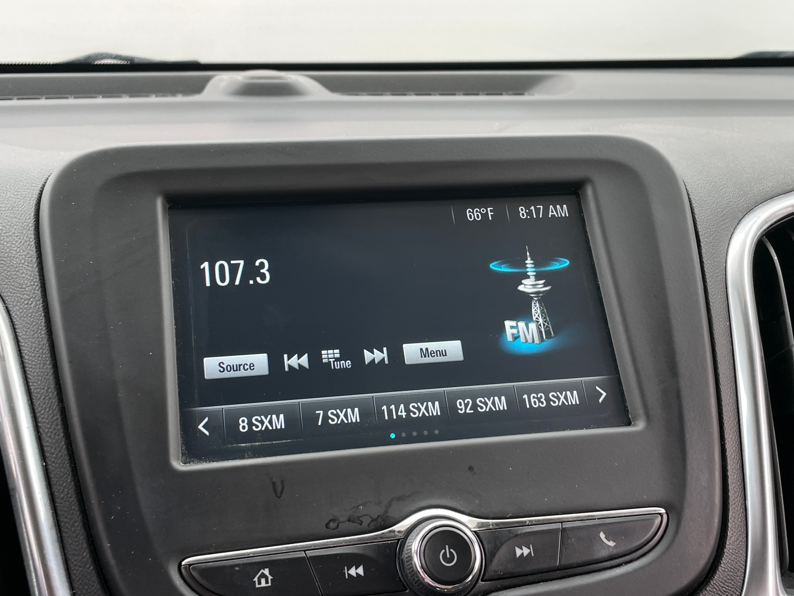 Thumbnail: 2018 Chevrolet Equinox - 4