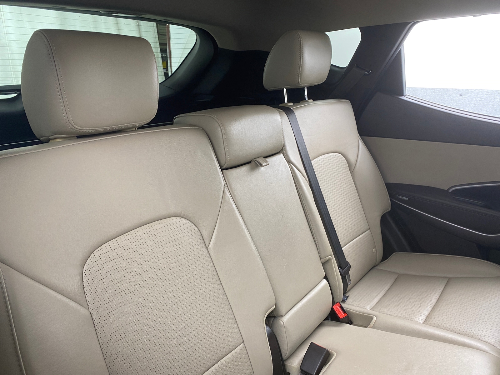 Thumbnail: 2015 Hyundai Santa Fe - 5