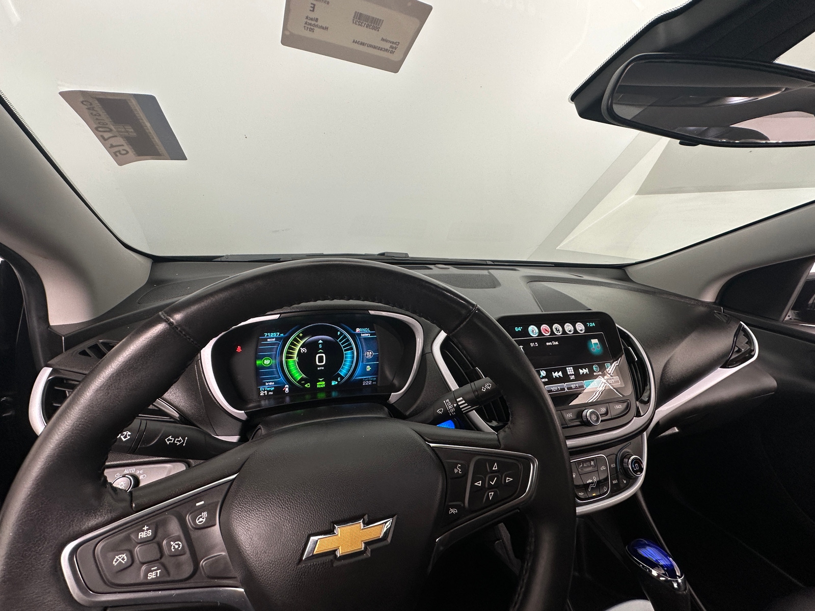 Thumbnail: 2017 Chevrolet Volt - 2