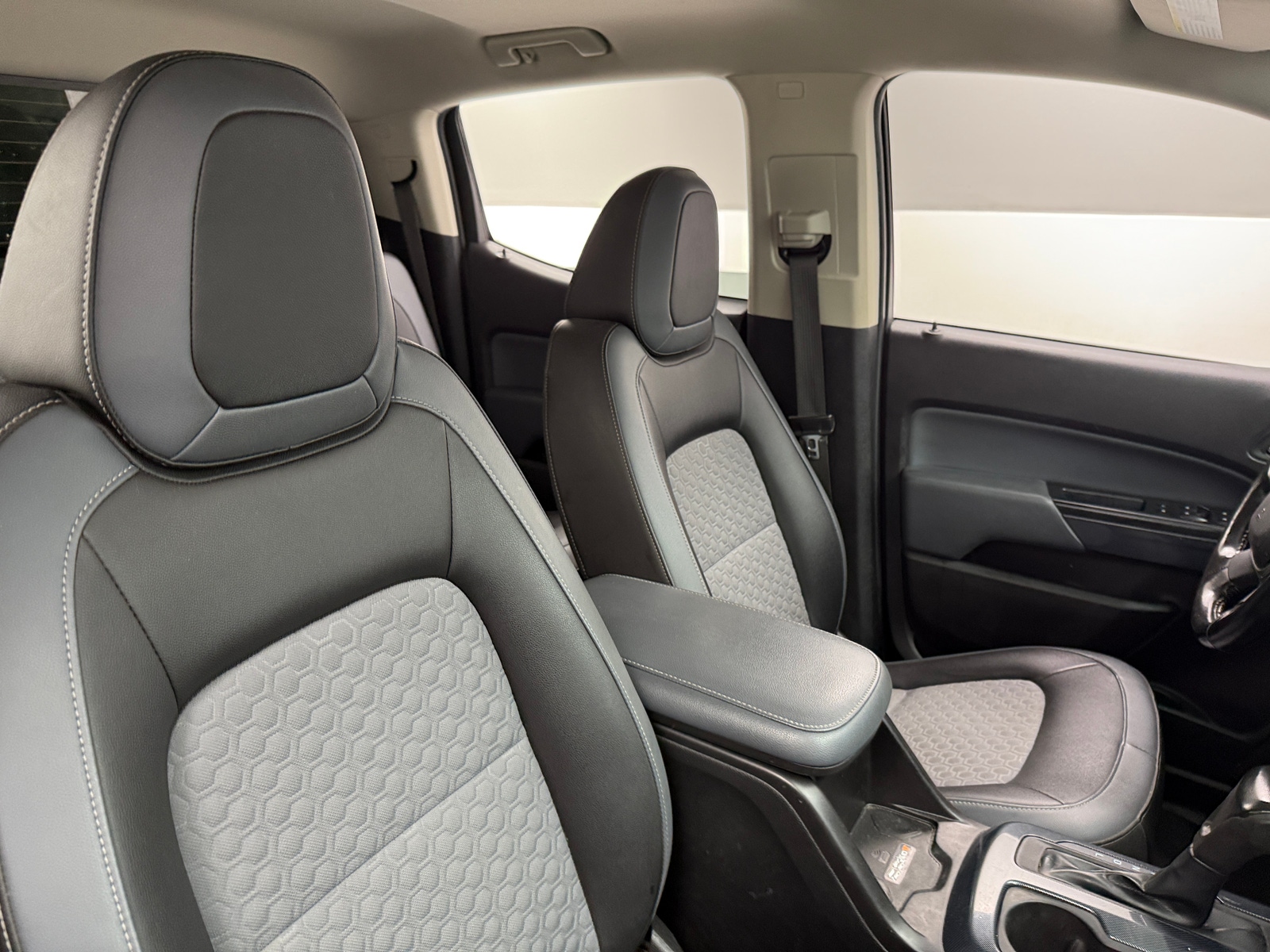Thumbnail: 2019 Chevrolet Colorado - 2