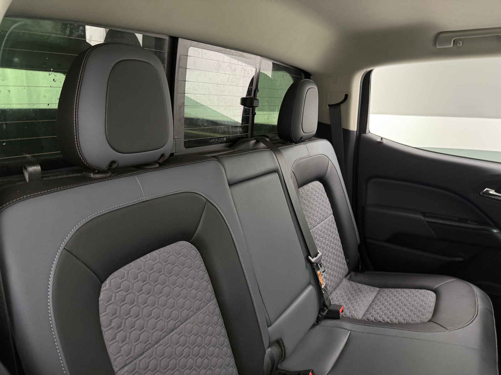 Thumbnail: 2019 Chevrolet Colorado - 6