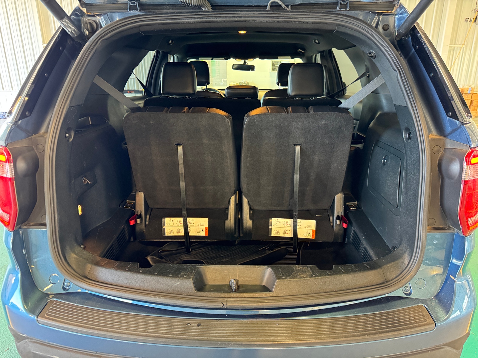 Thumbnail: 2019 Ford Explorer - 6