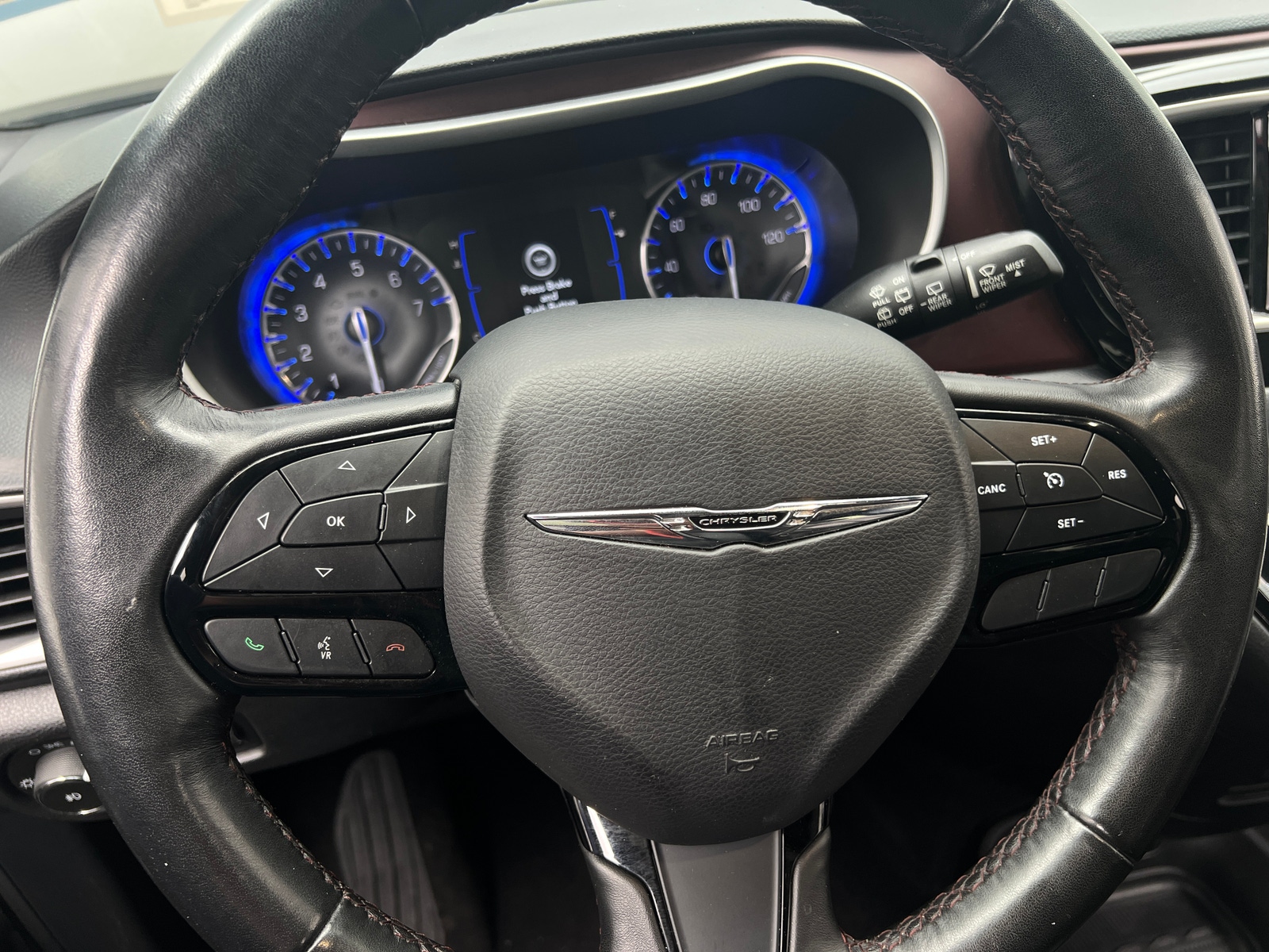 Thumbnail: 2020 Chrysler Pacifica - 4