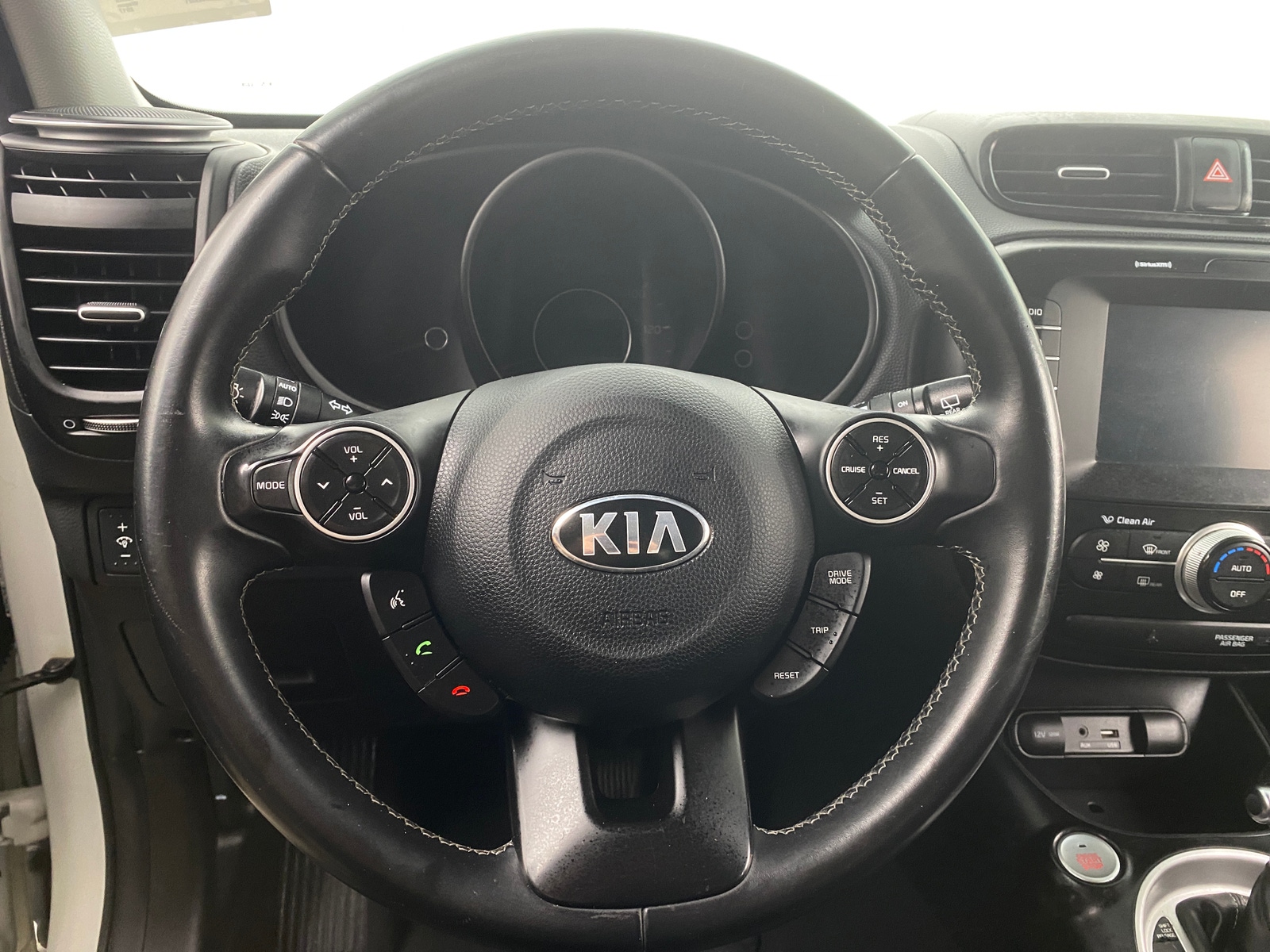 Thumbnail: 2017 Kia Soul - 5
