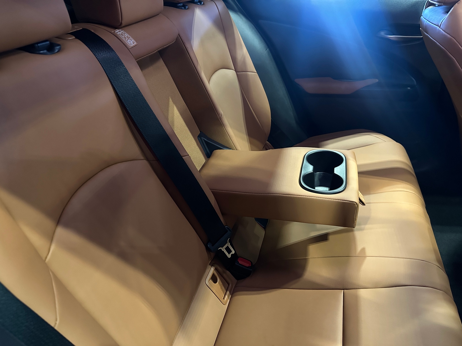Thumbnail: 2021 Lexus UX - 5