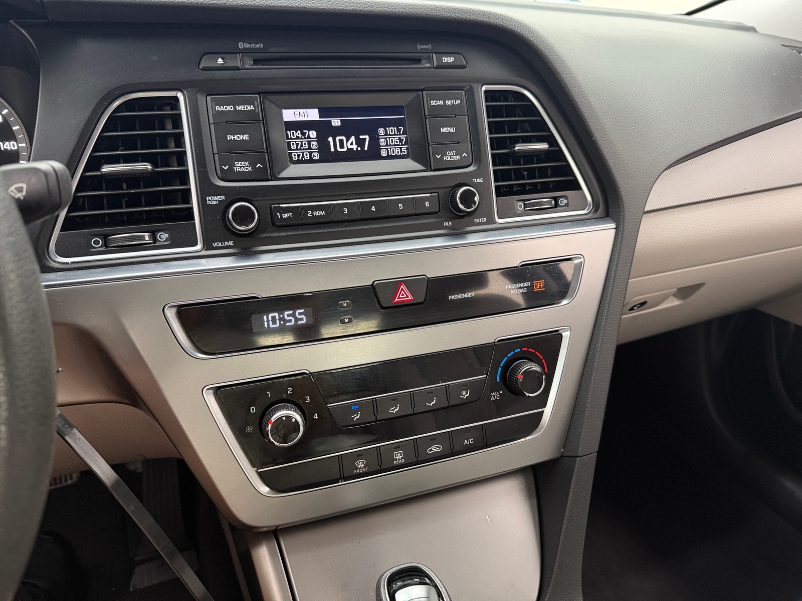 Thumbnail: 2017 Hyundai Sonata - 4