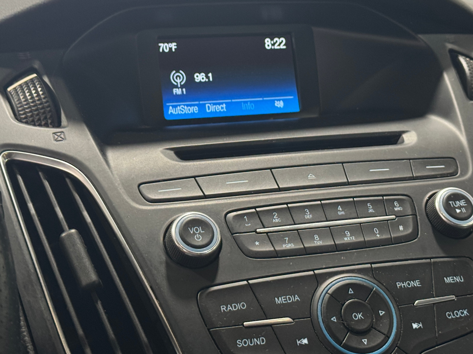 Thumbnail: 2016 Ford Focus - 4
