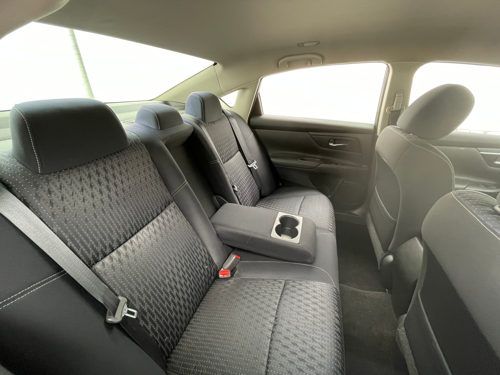 Thumbnail: 2016 Nissan Altima - 6