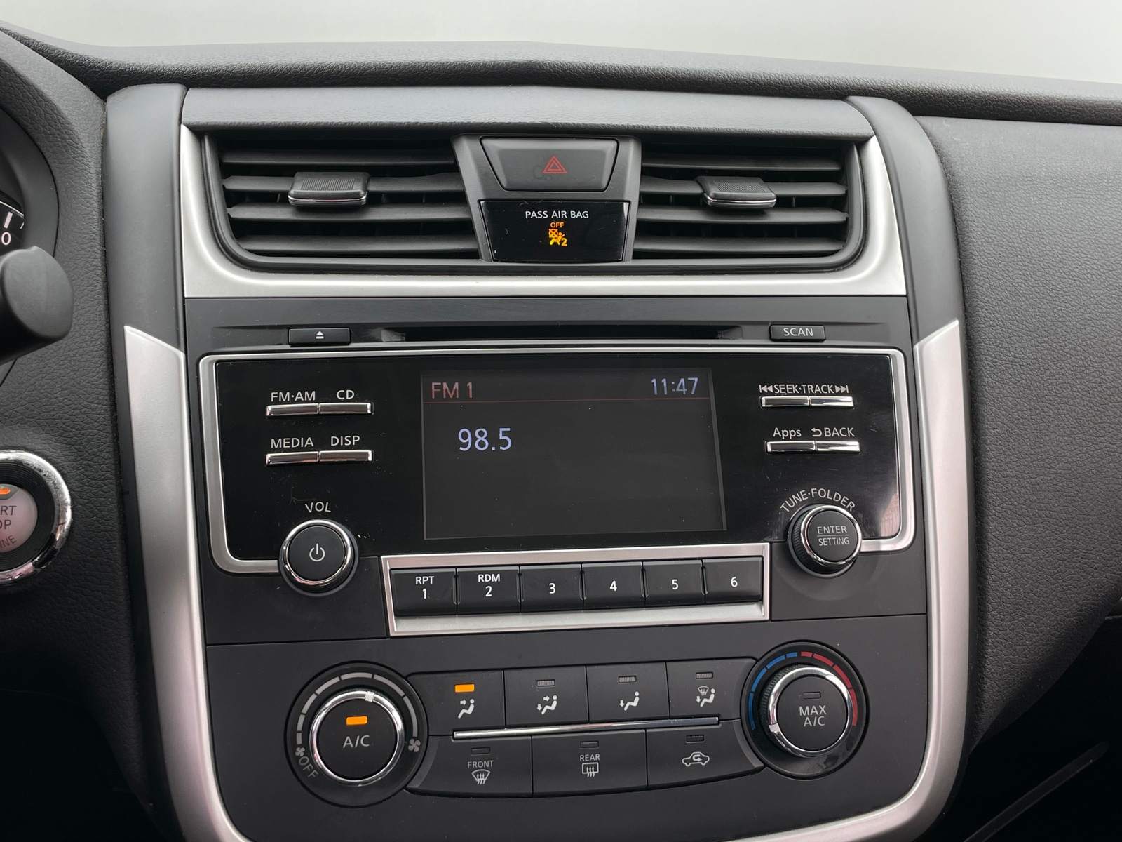 Thumbnail: 2016 Nissan Altima - 4