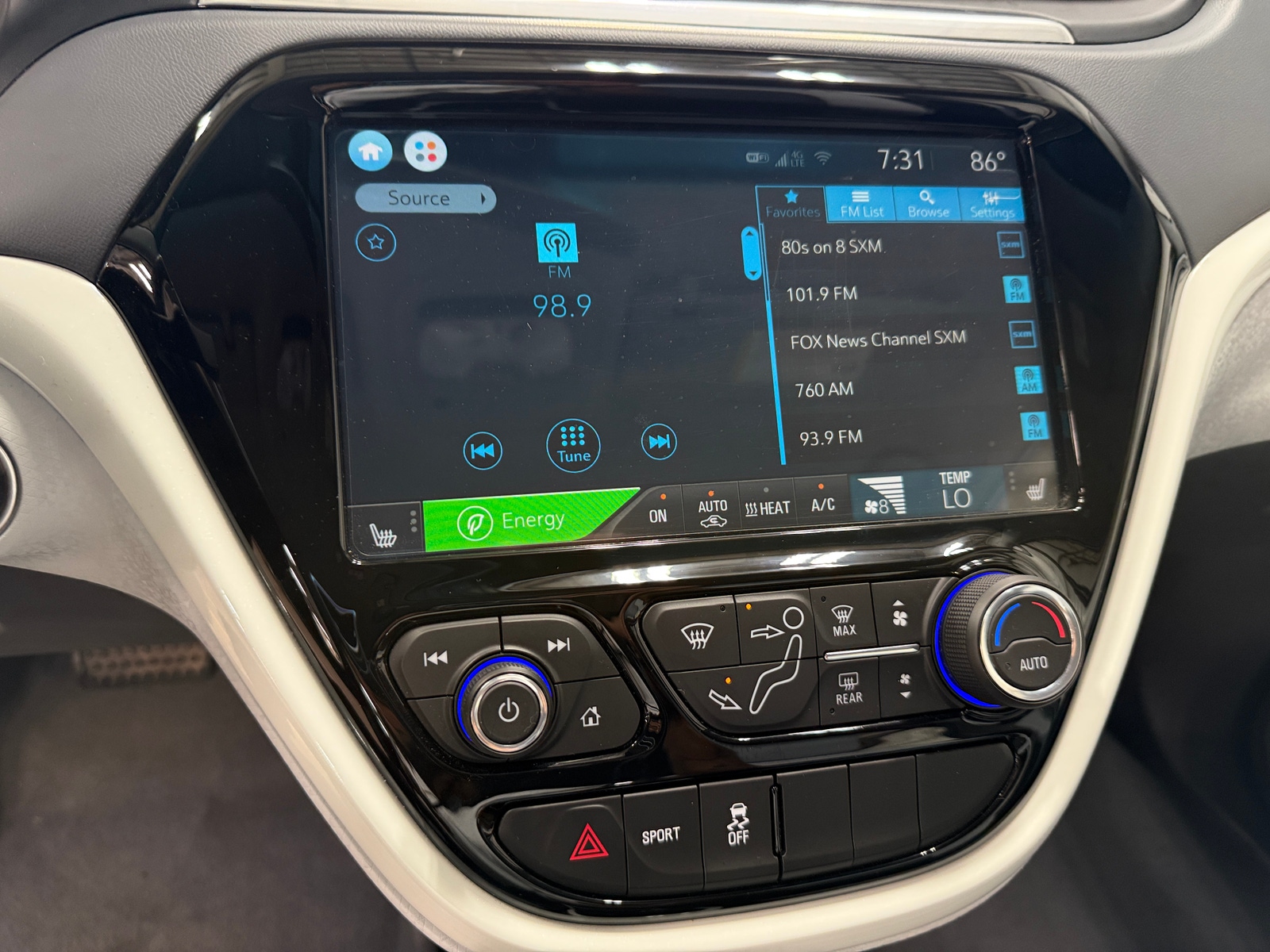 Thumbnail: 2020 Chevrolet Bolt EV - 4