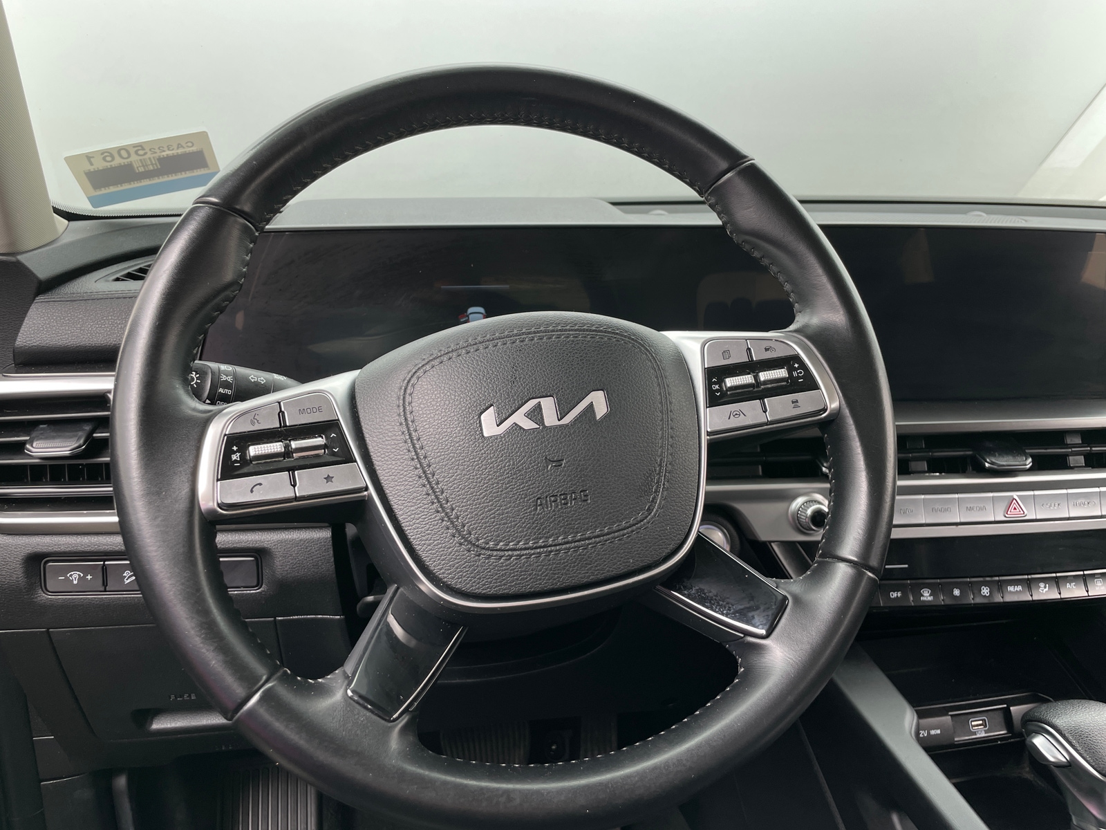Thumbnail: 2023 Kia Telluride - 4