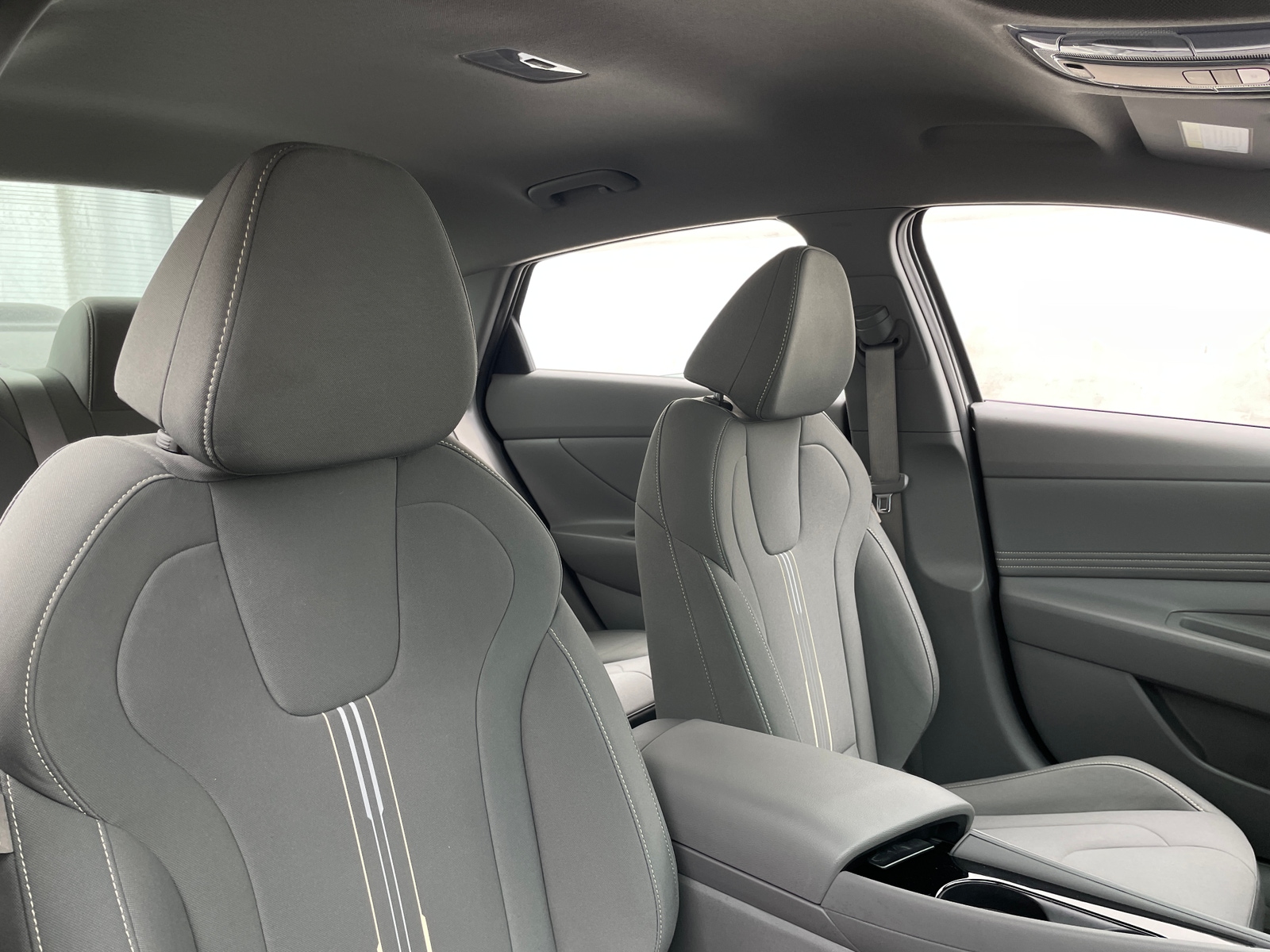 Thumbnail: 2023 Hyundai Elantra - 2