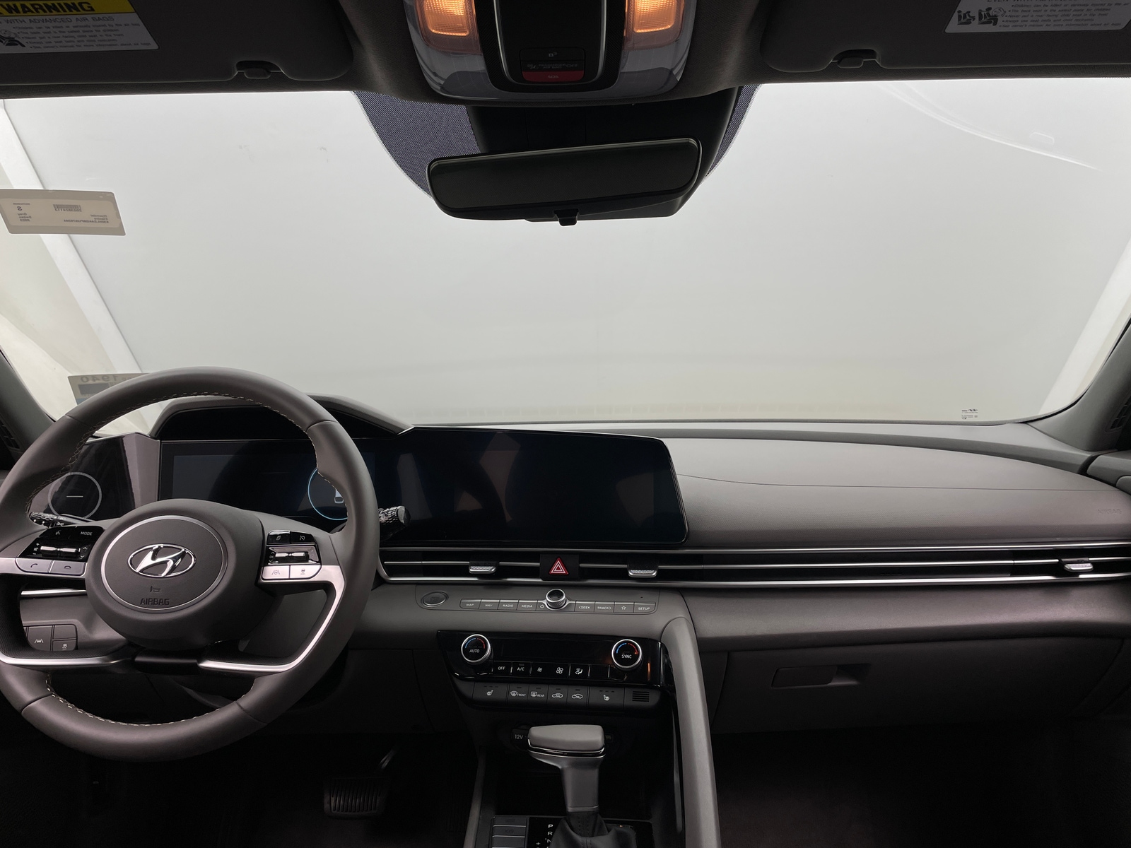 Thumbnail: 2023 Hyundai Elantra - 3
