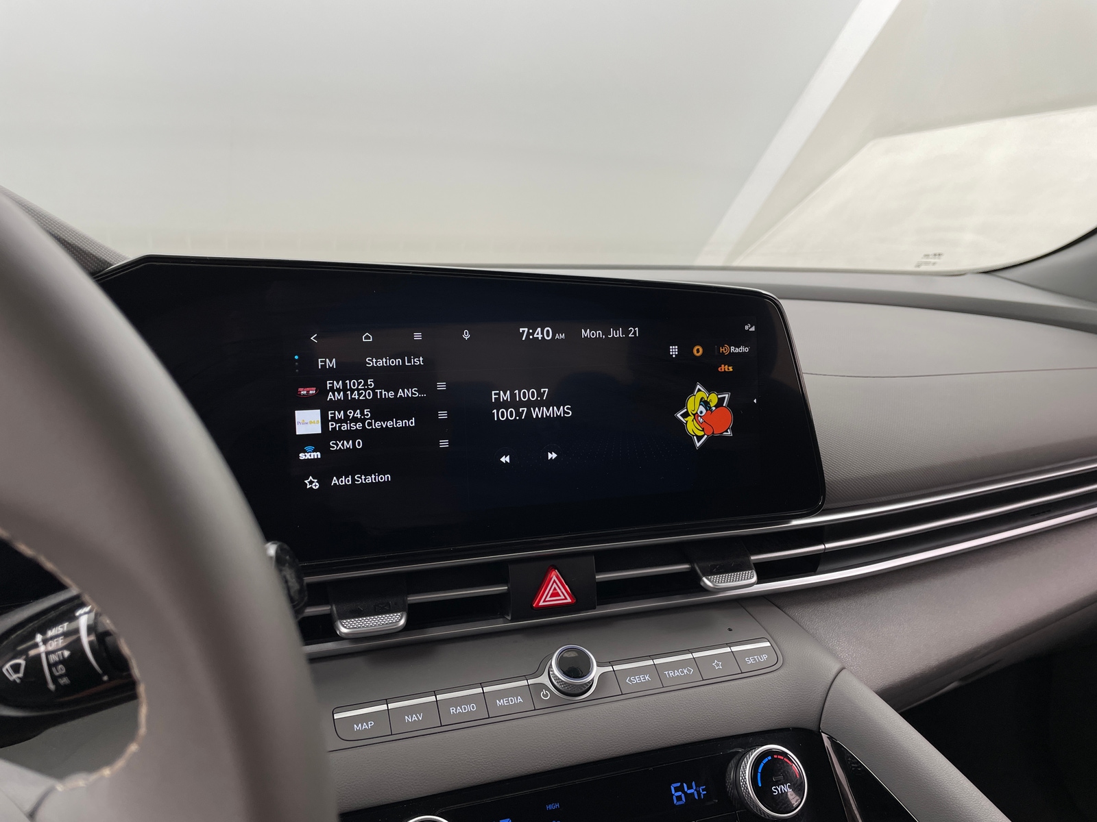 Thumbnail: 2023 Hyundai Elantra - 4