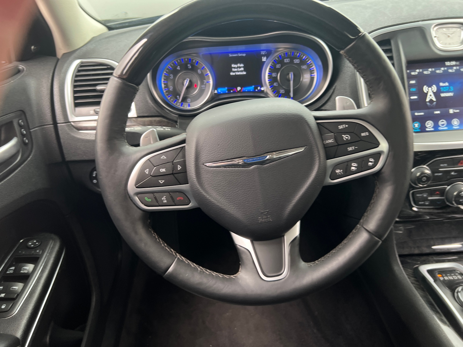 Thumbnail: 2017 Chrysler 300 - 4