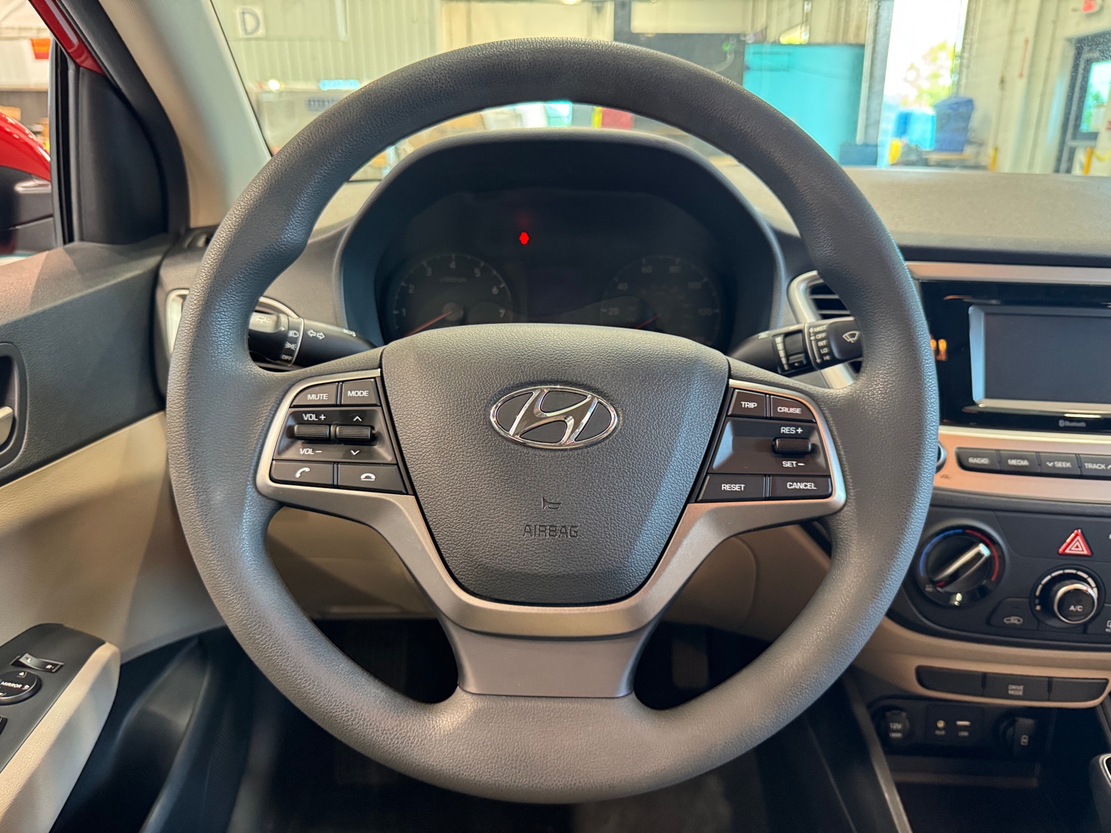 Thumbnail: 2022 Hyundai Accent - 5