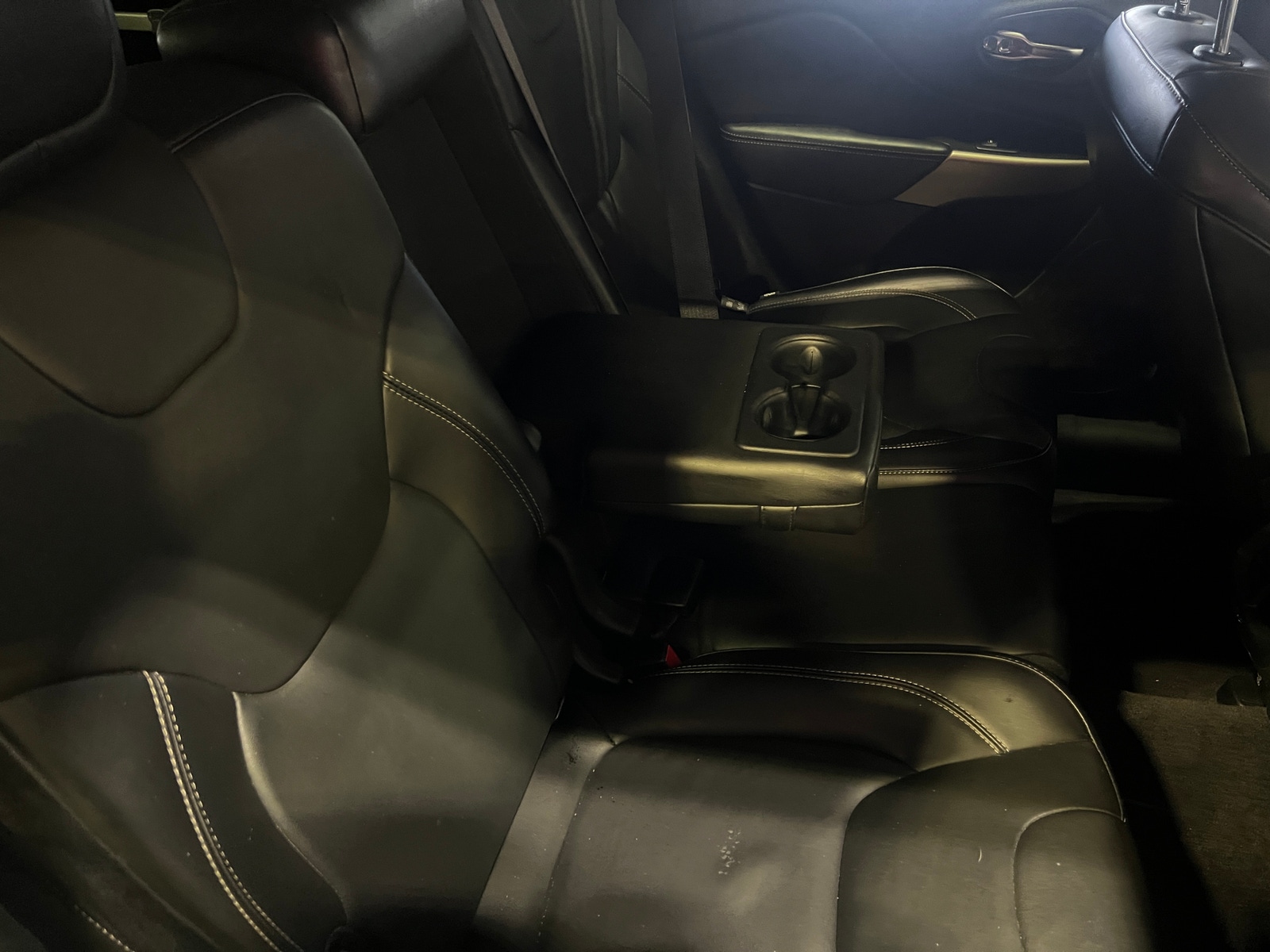 Thumbnail: 2018 Jeep Cherokee - 5