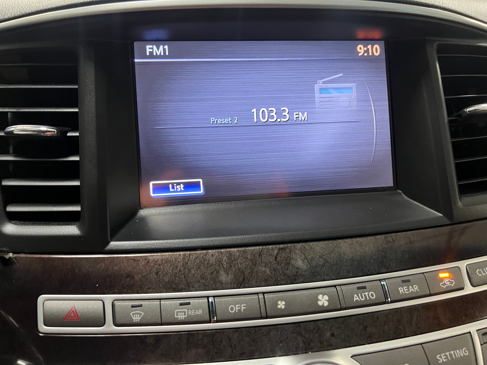 Thumbnail: 2015 INFINITI QX60 - 3