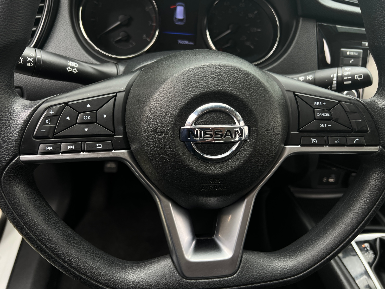 Thumbnail: 2018 Nissan Rogue - 5
