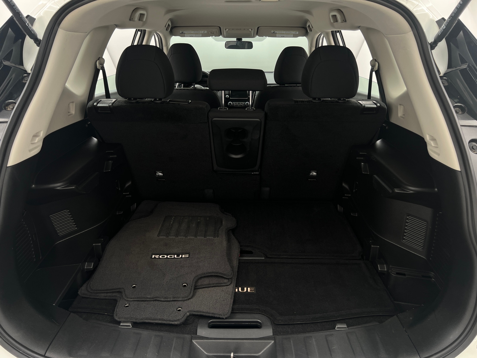 Thumbnail: 2018 Nissan Rogue - 7