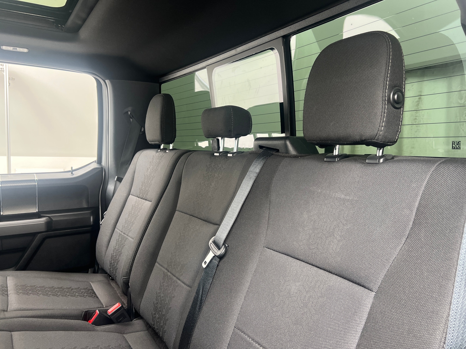 Thumbnail: 2019 Ford Econoline - 6