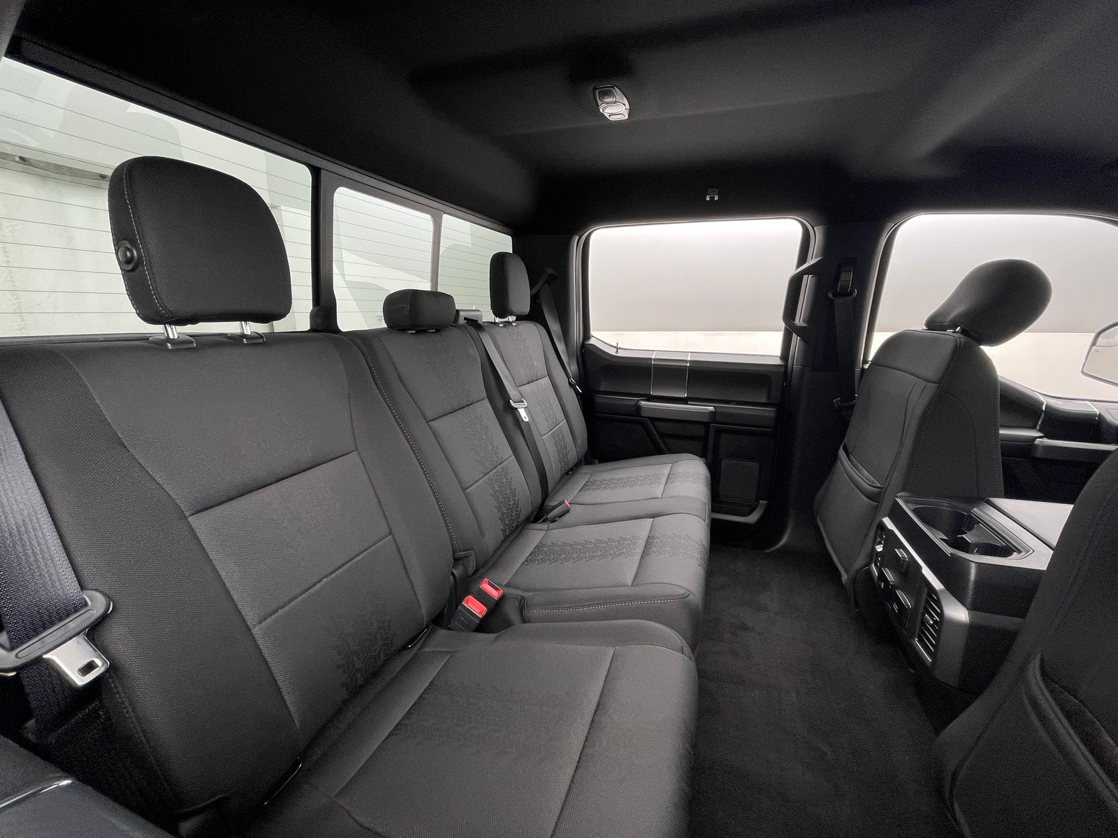 Thumbnail: 2019 Ford Econoline - 6