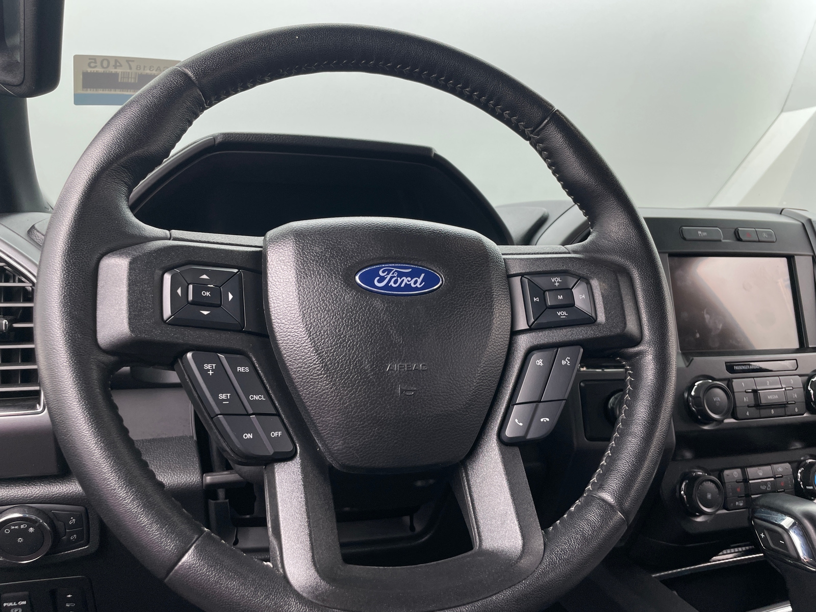 Thumbnail: 2019 Ford Econoline - 5