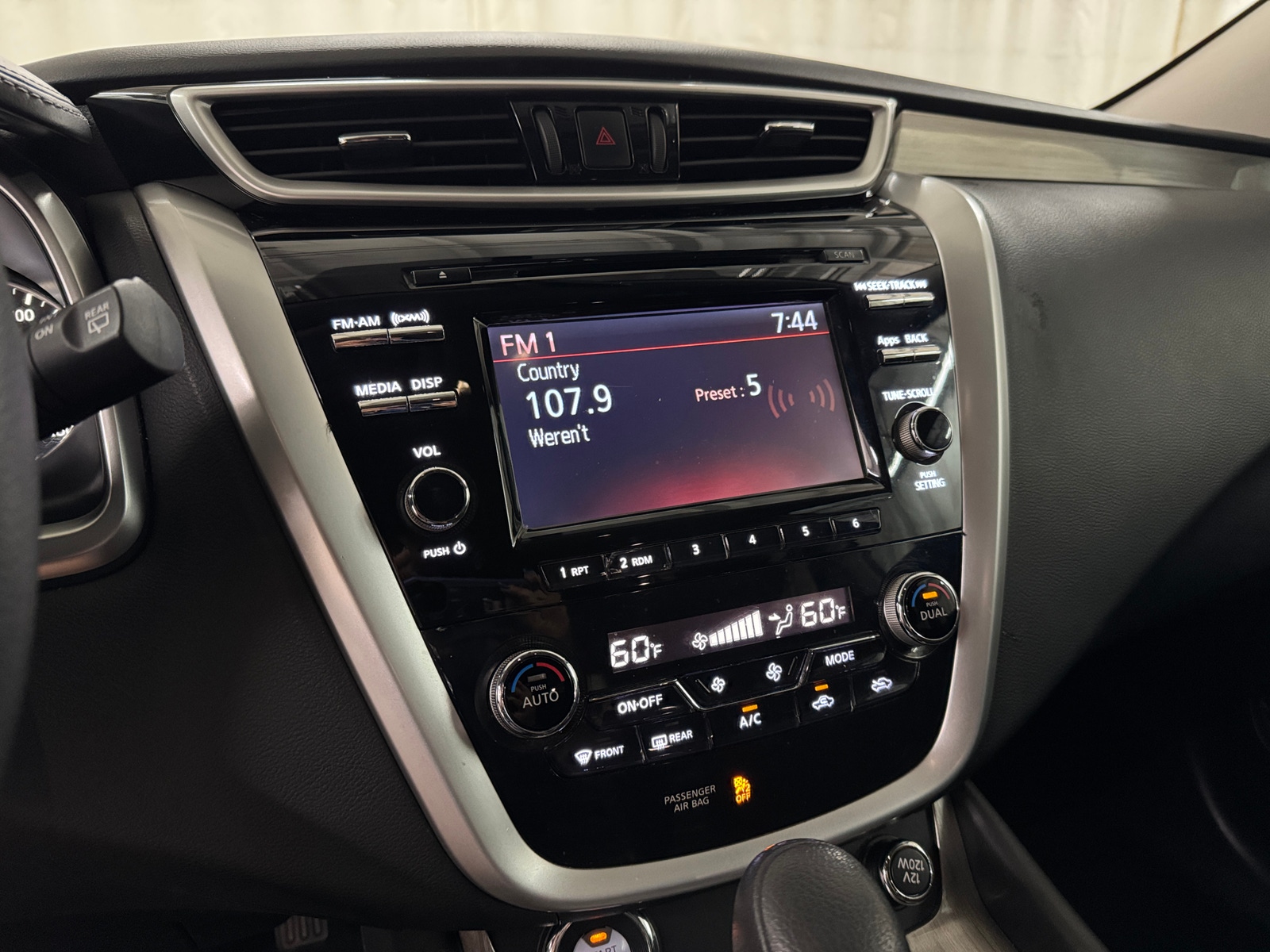 Thumbnail: 2015 Nissan Murano - 4