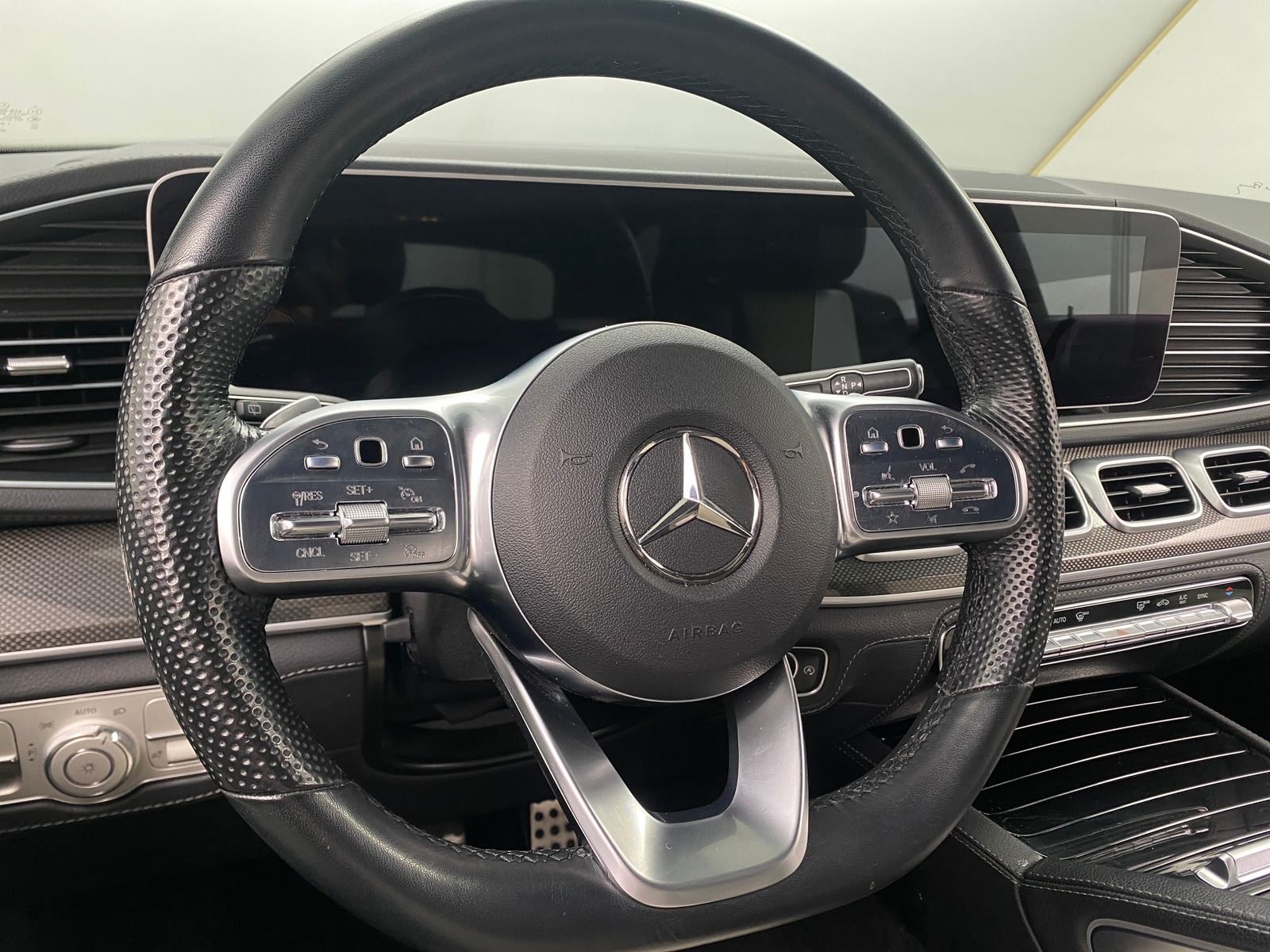 Thumbnail: 2022 Mercedes-Benz GLE - 4