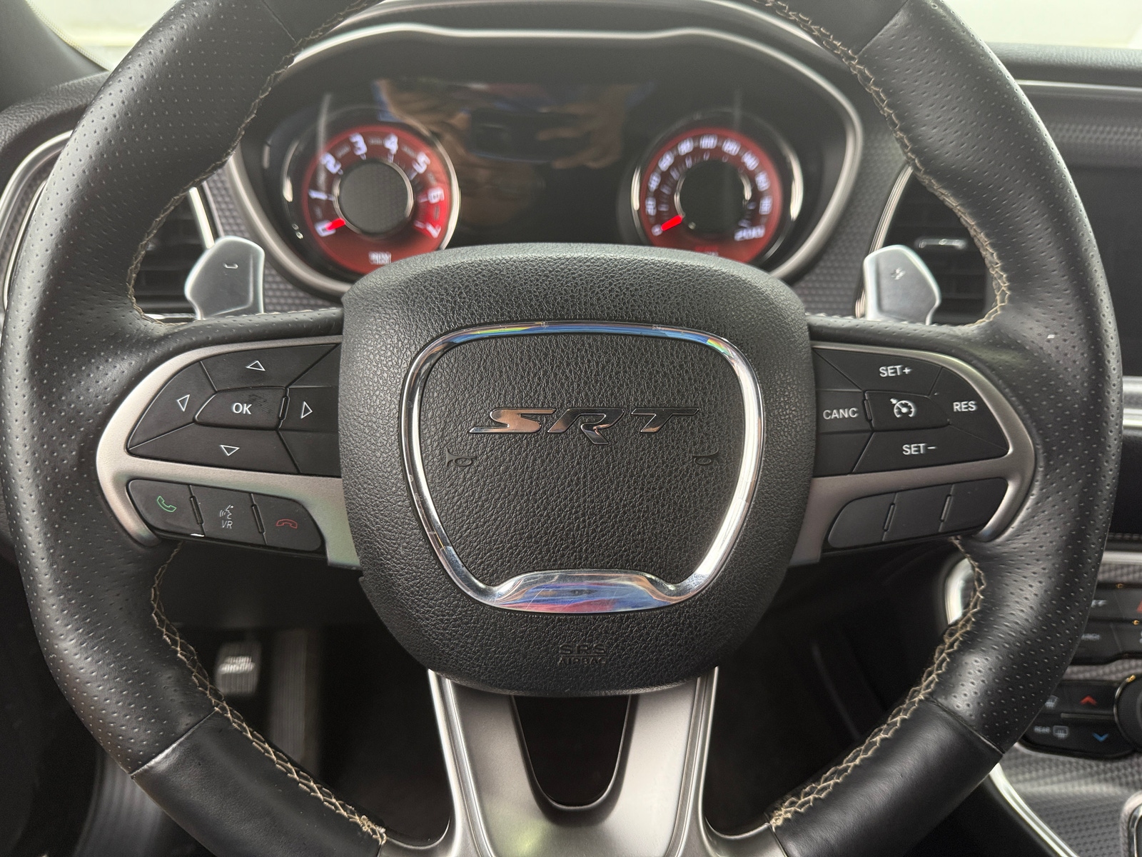 Thumbnail: 2015 Dodge Challenger - 3