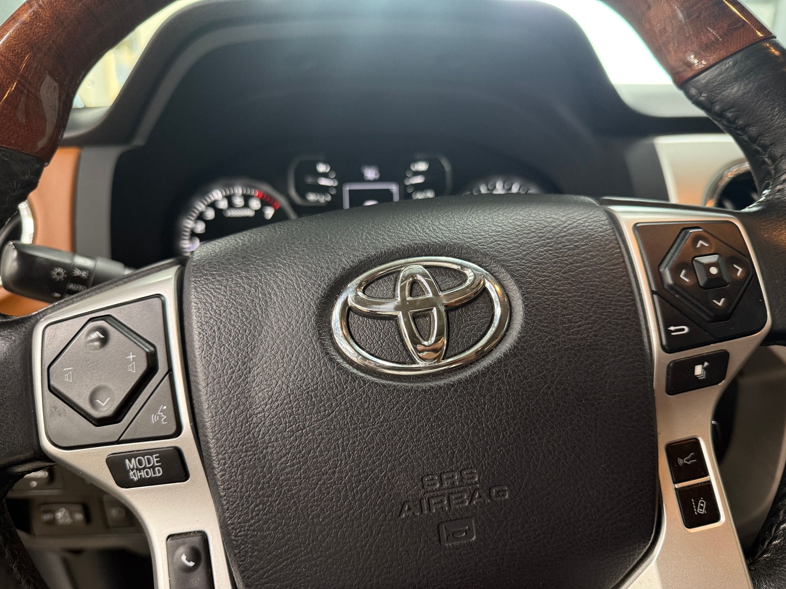 Thumbnail: 2019 Toyota Tundra - 4