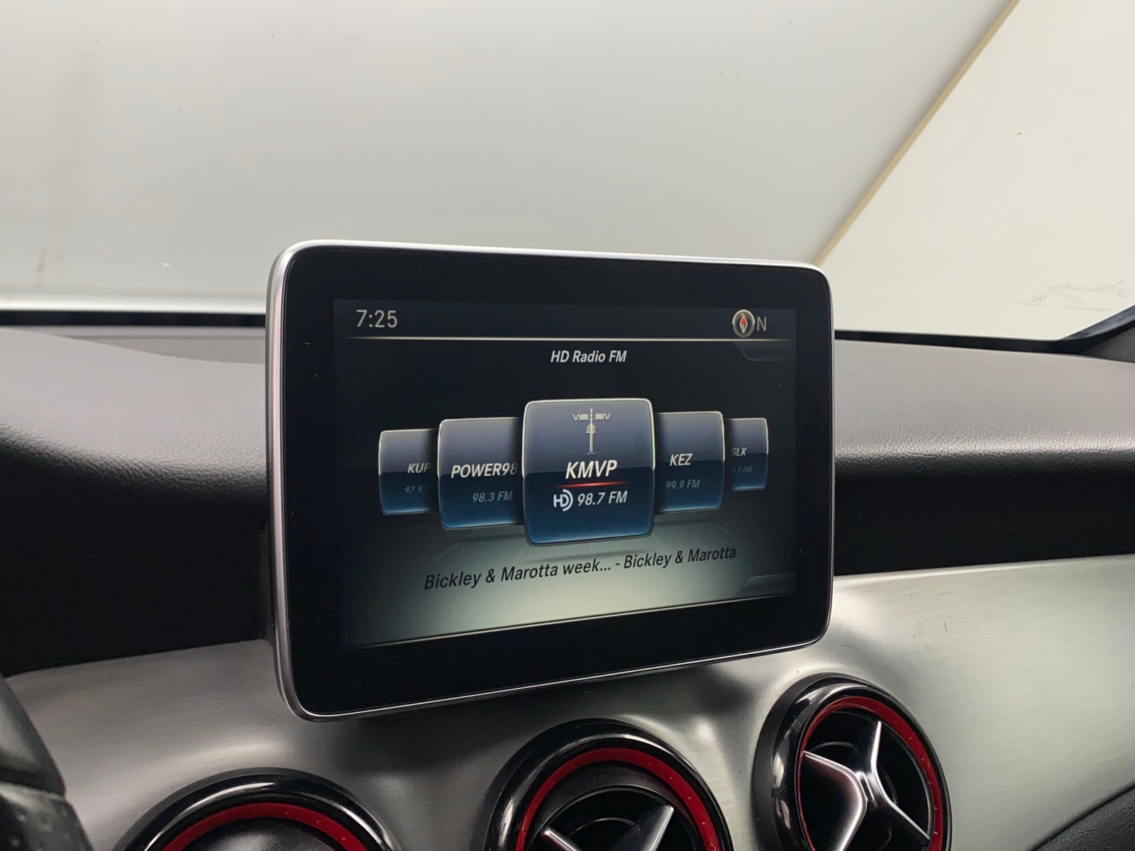 Thumbnail: 2016 Mercedes-Benz CLA - 2