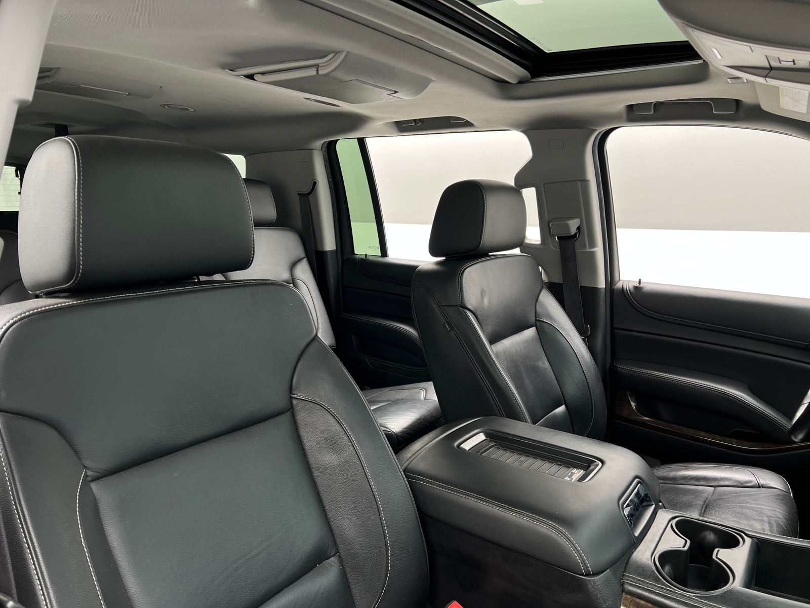 Thumbnail: 2017 Chevrolet Suburban - 2
