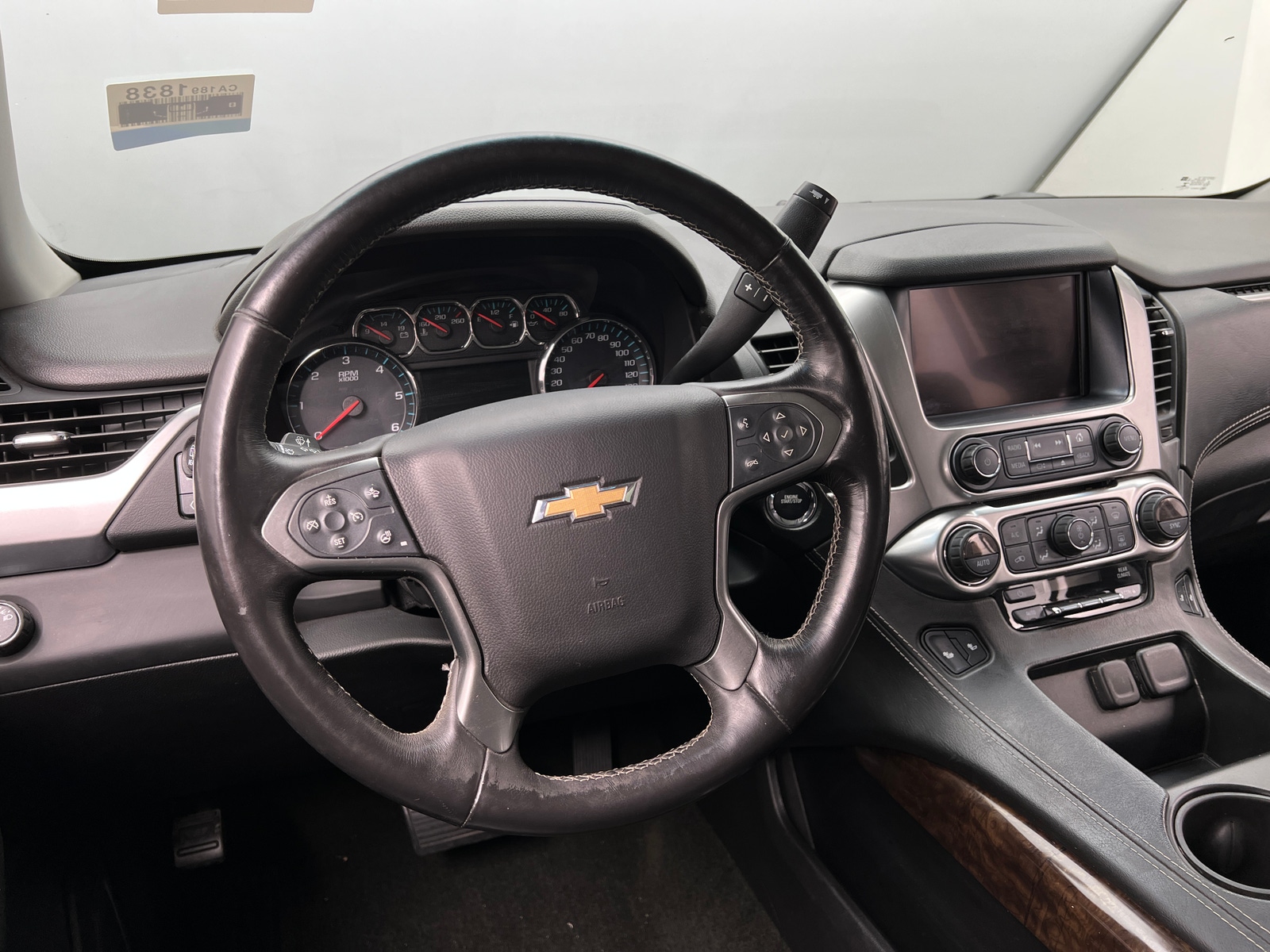 Thumbnail: 2017 Chevrolet Suburban - 5