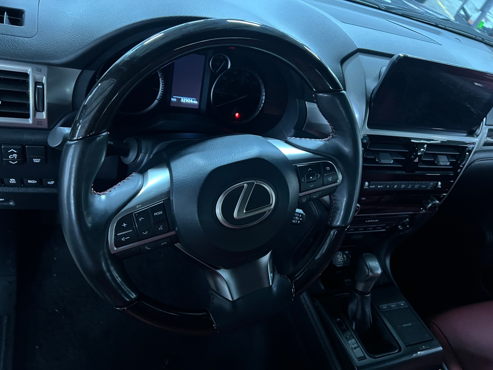 Thumbnail: 2023 Lexus GX - 4