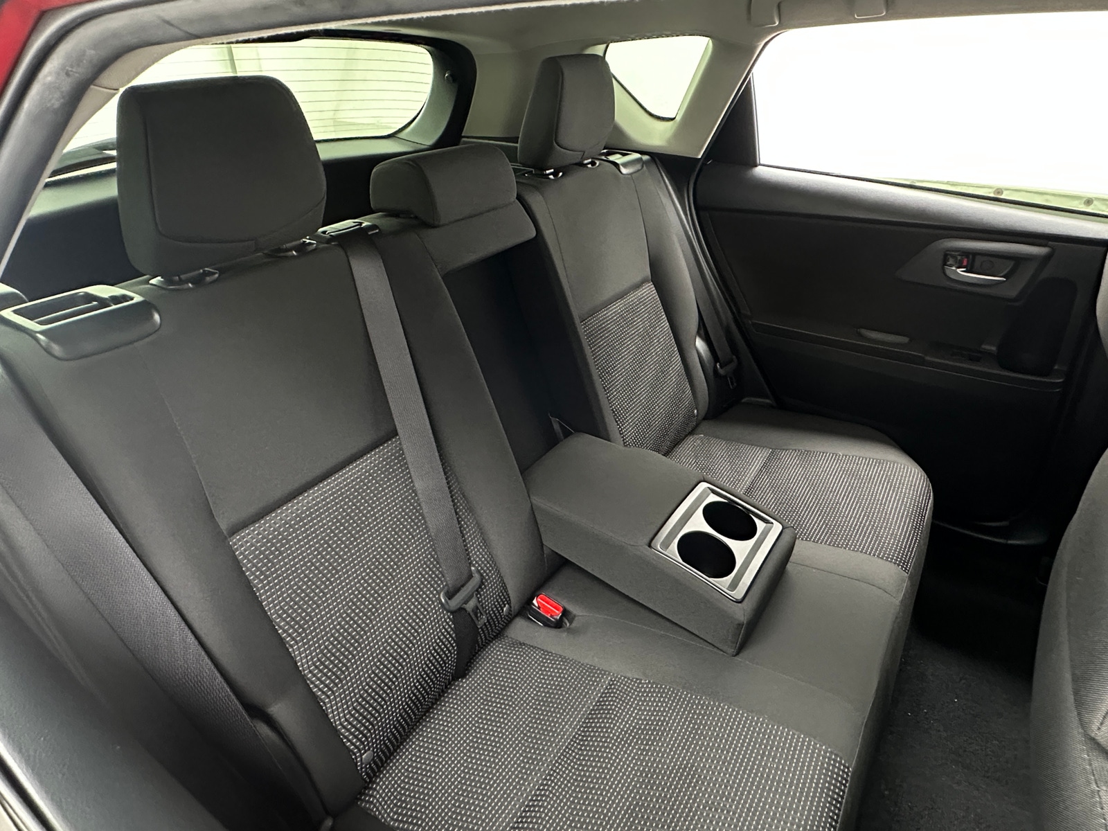 Thumbnail: 2018 Toyota Corolla iM - 6