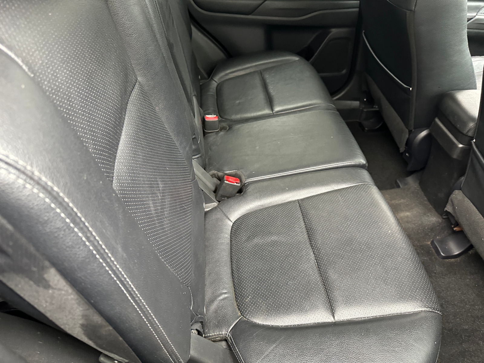 Thumbnail: 2015 Mitsubishi Outlander - 5
