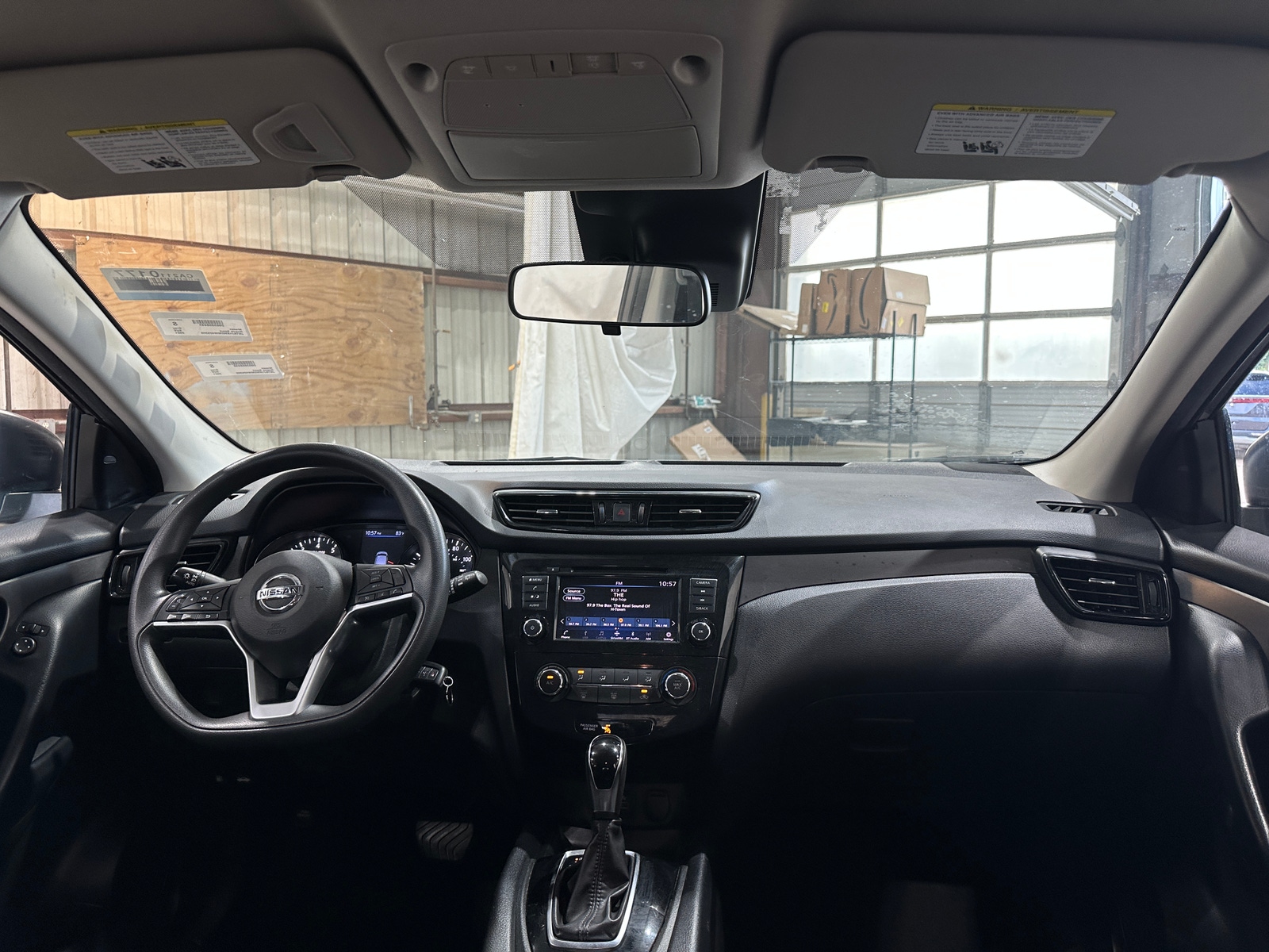 Thumbnail: 2021 Nissan Rogue Sport - 3