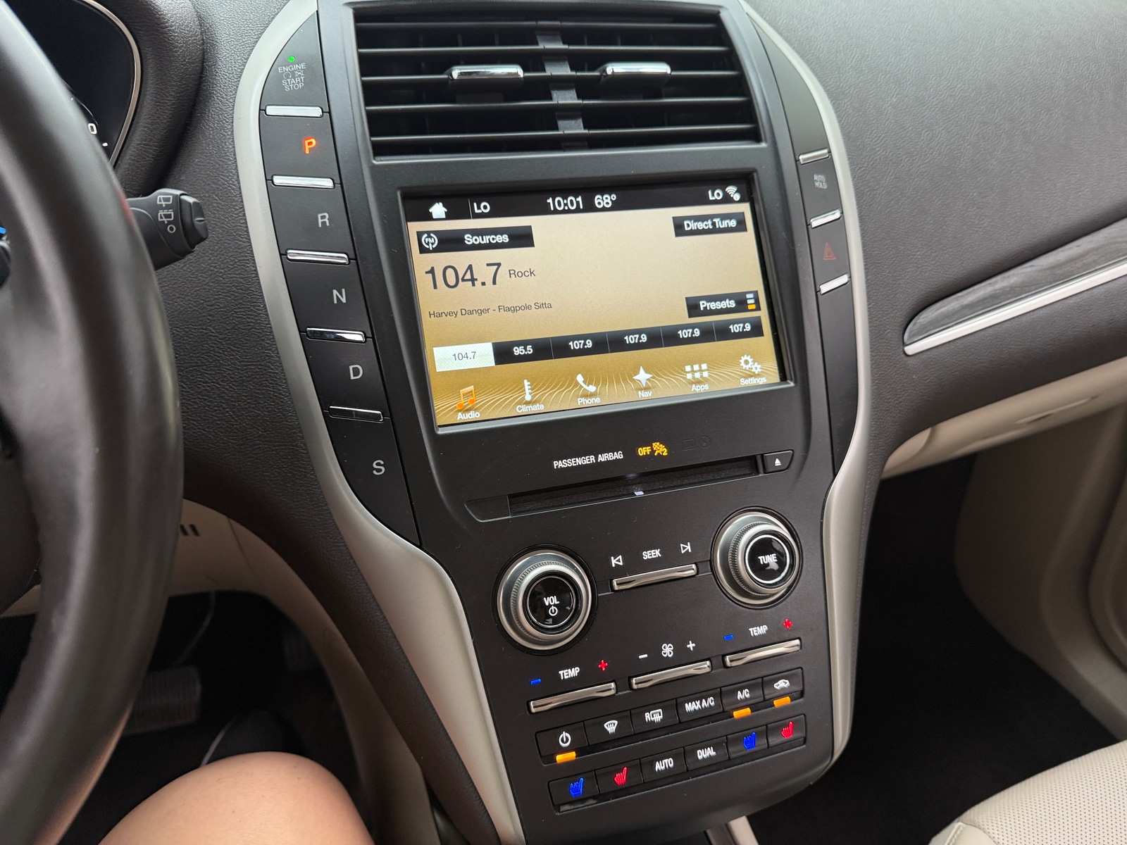 Thumbnail: 2017 Lincoln MKC - 3