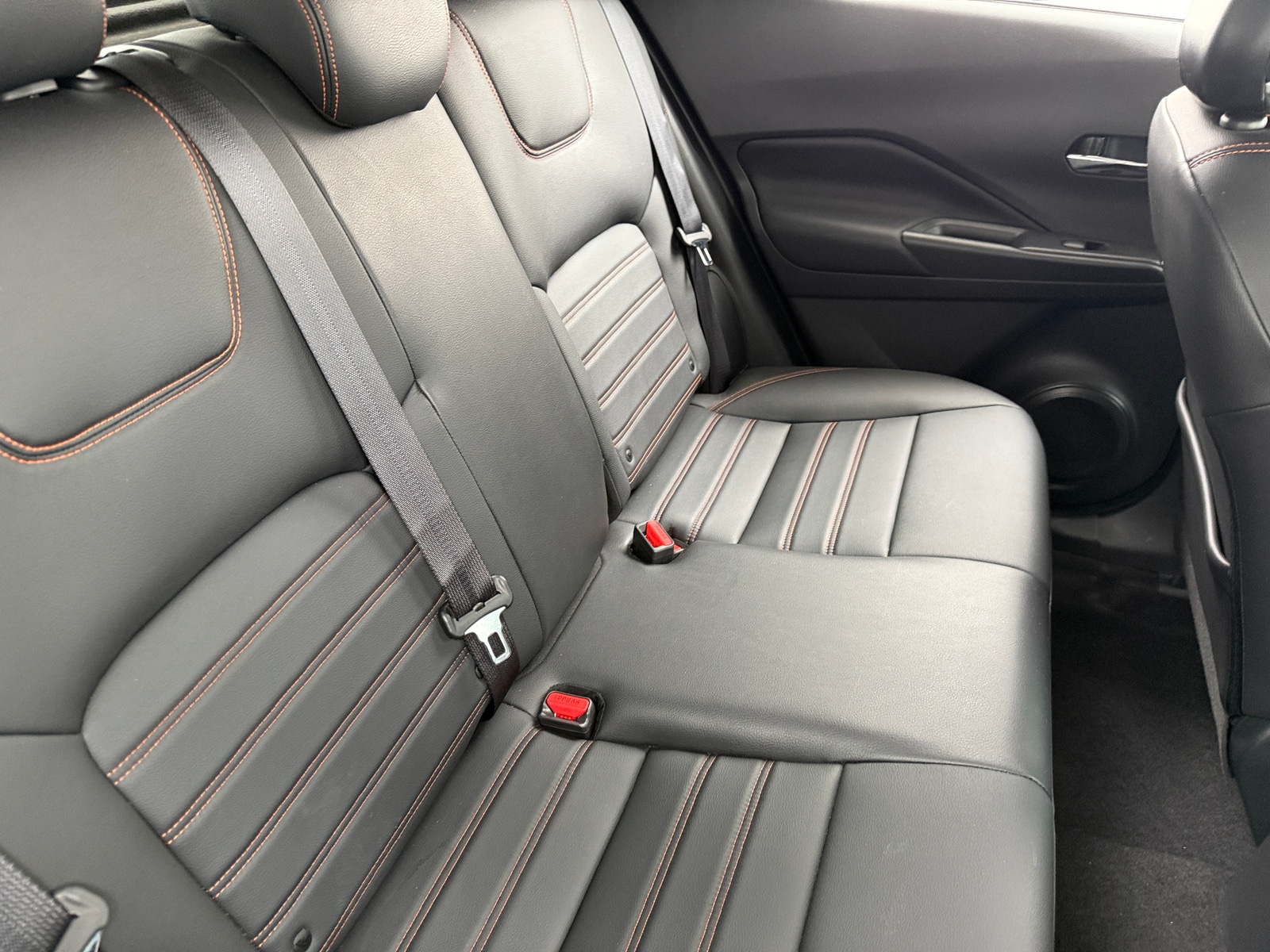 Thumbnail: 2019 Nissan Kicks - 6