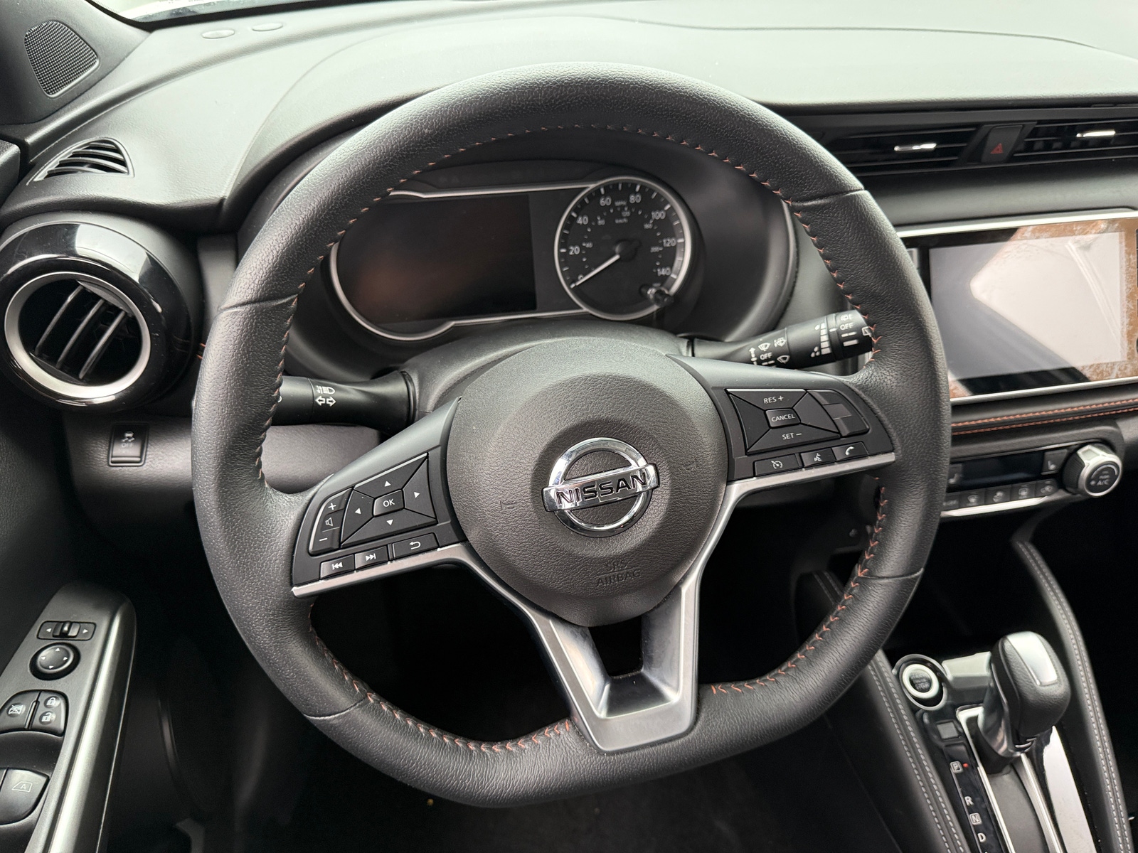 Thumbnail: 2019 Nissan Kicks - 5